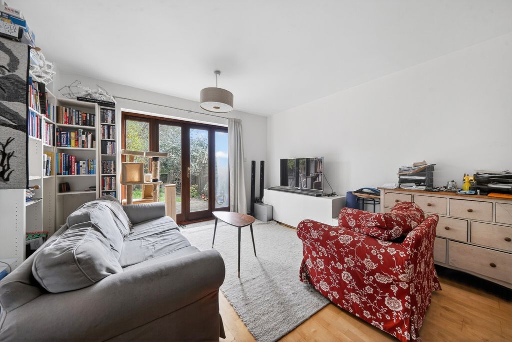 Property photo 2 of 15 1425627-9-69c3cc9...