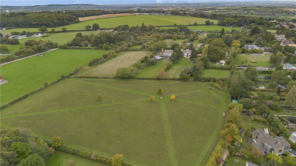 Property photo 2 of 38 Picture 2