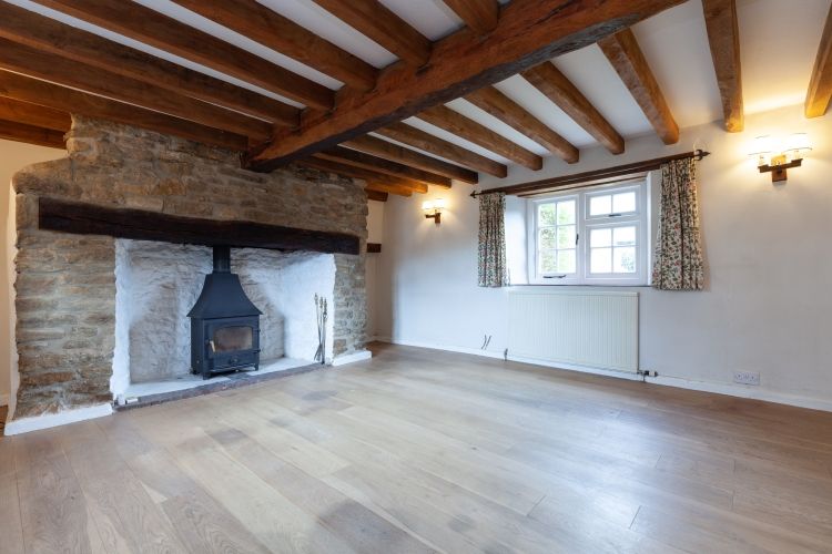 Property photo 2 of 10 214454