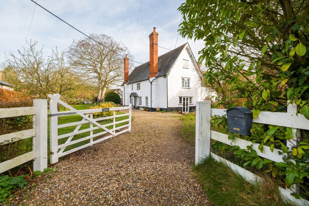 Property photo 1 of 30 1440Px_Amberley - 2