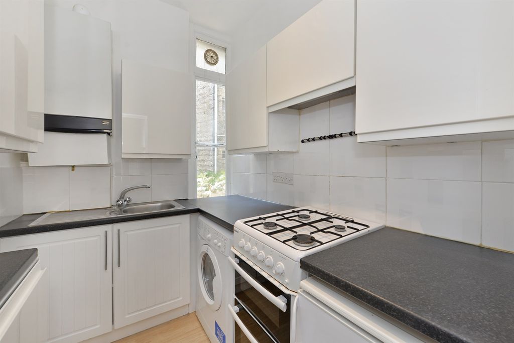 Property photo 2 of 7