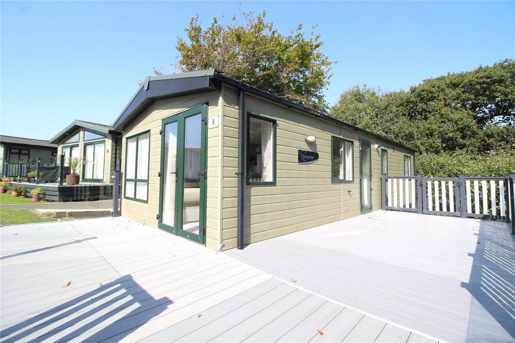 Property photo 2 of 12 Picture No. 02