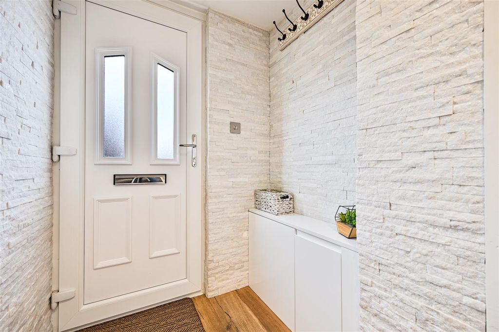 Property photo 2 of 19 2.Jpg