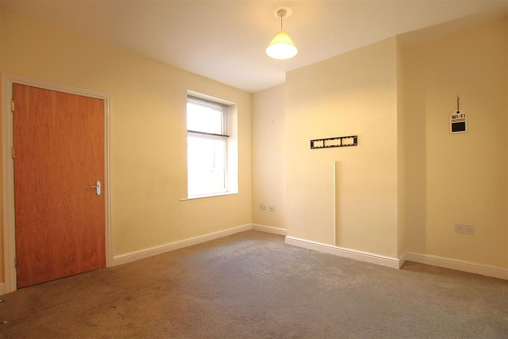 Property photo 3 of 9 Img_2671.Jpg