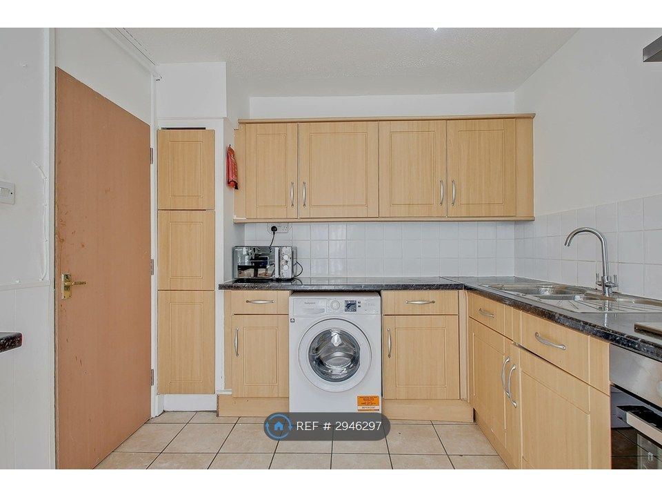 Property photo 1 of 15 Kitchen