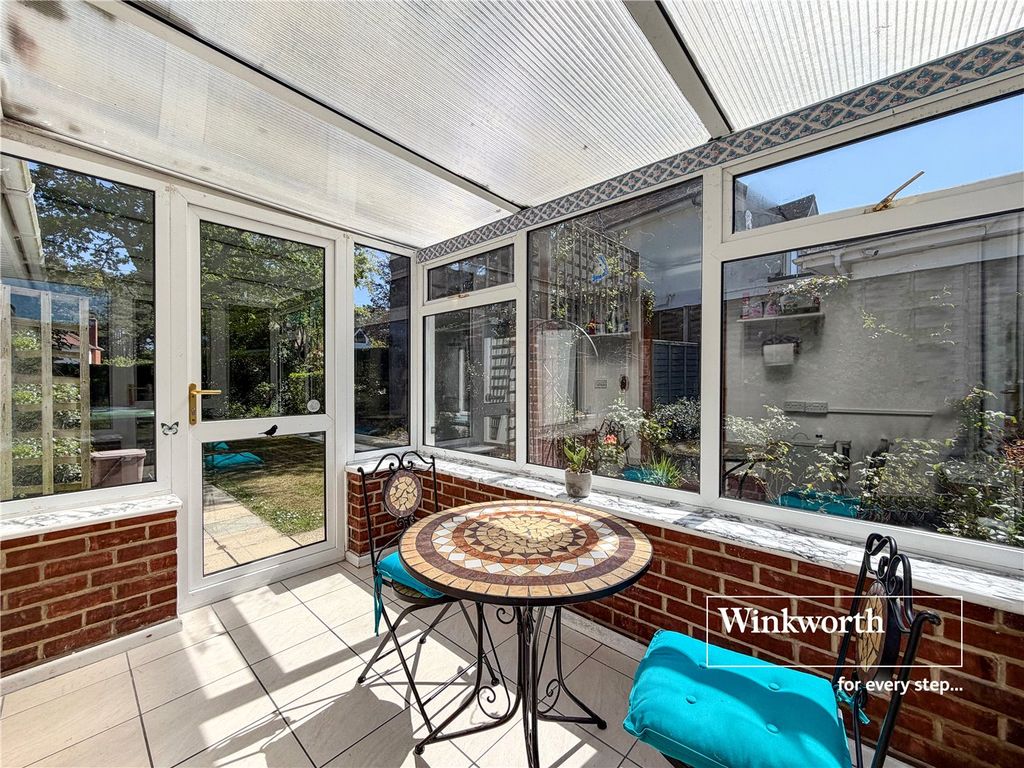 Property photo 3 of 18 Picture No. 10