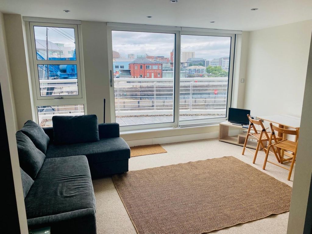 Property photo 3 of 11 87F8Af9E-1F9c-40E7-9ee7-7Ebe30178Ef5.Jpg