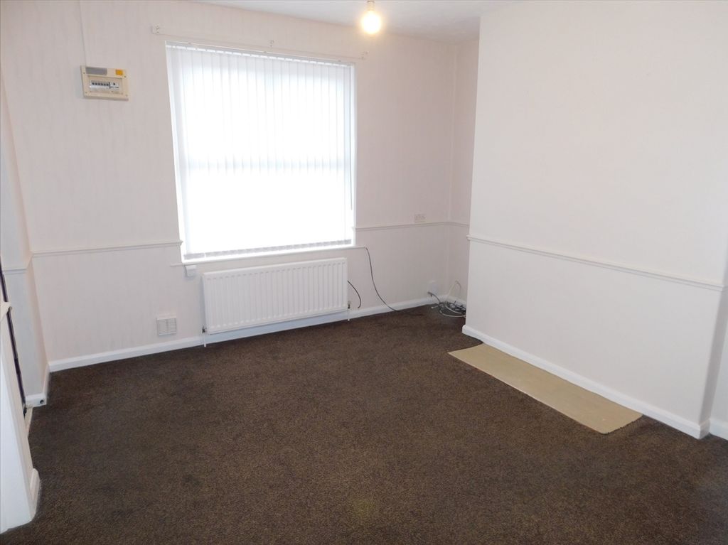 Property photo 2 of 7 18511-2