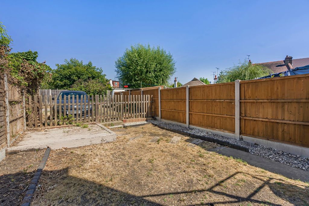 Property photo 2 of 10