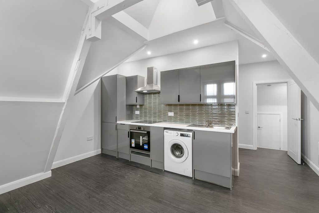 Property photo 1 of 12 Picture No. 06