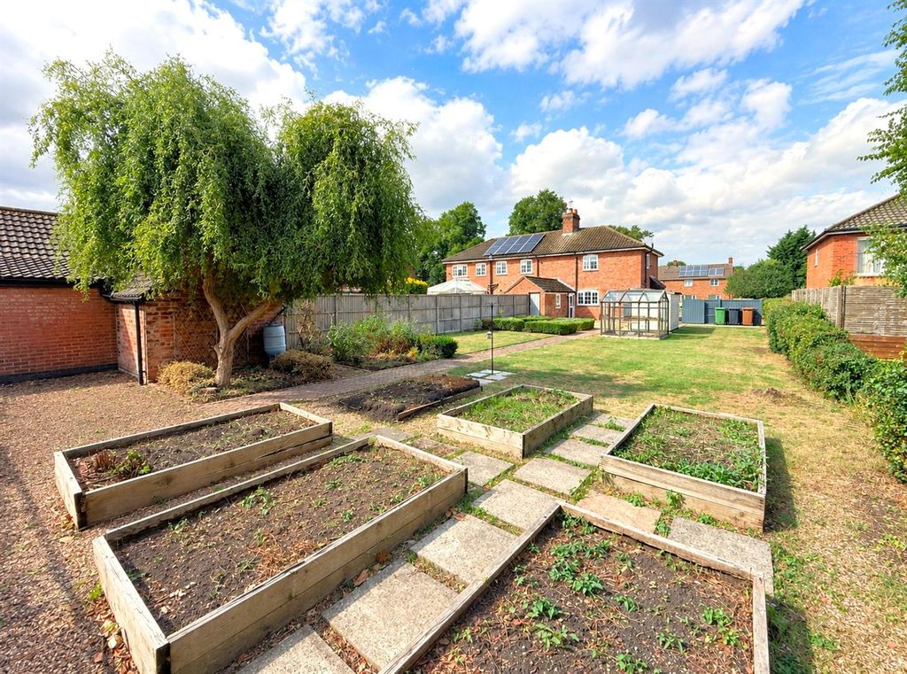 Property photo 2 of 22 Rear Garden From End Of Garden.Jpg