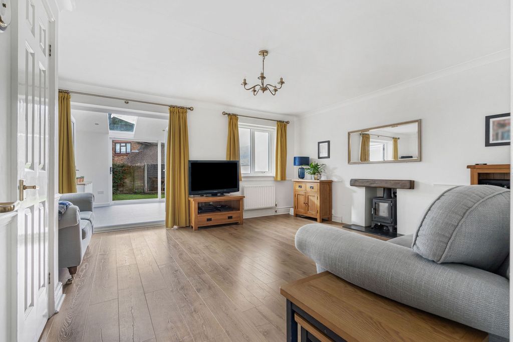 Property photo 2 of 16