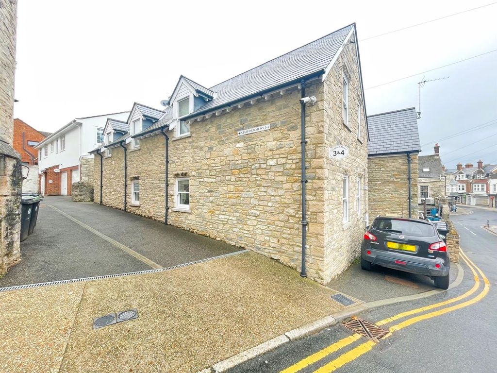 Property photo 3 of 11 Sept 25.Jpg