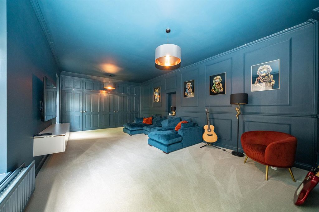 Property photo 3 of 26 Cinema Room