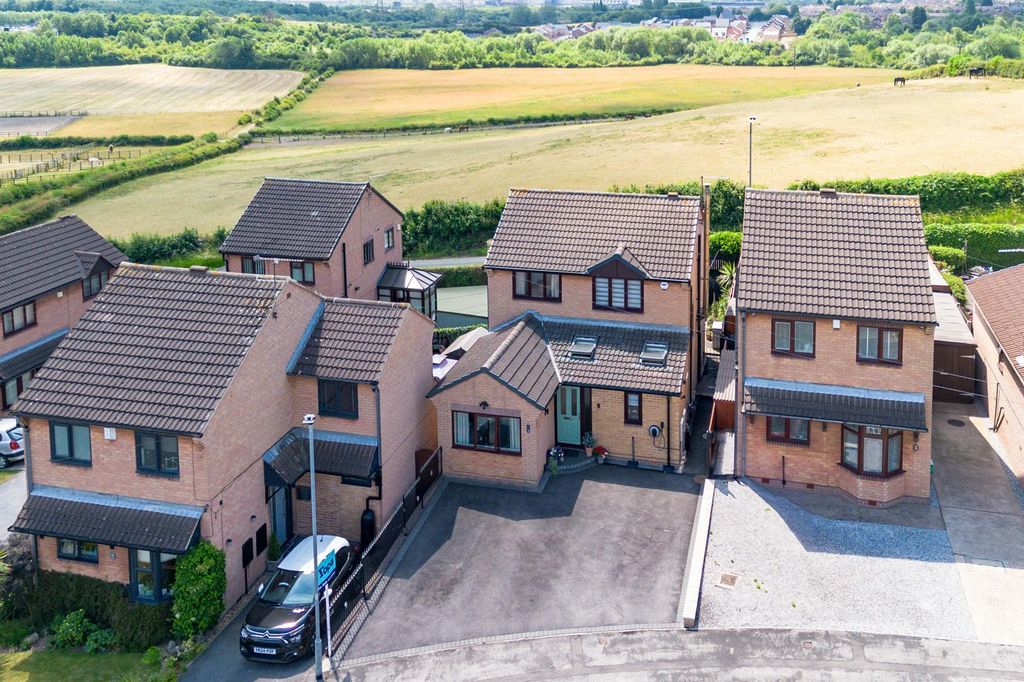 Property photo 2 of 24 Photo-2025-06-18-21-17-56