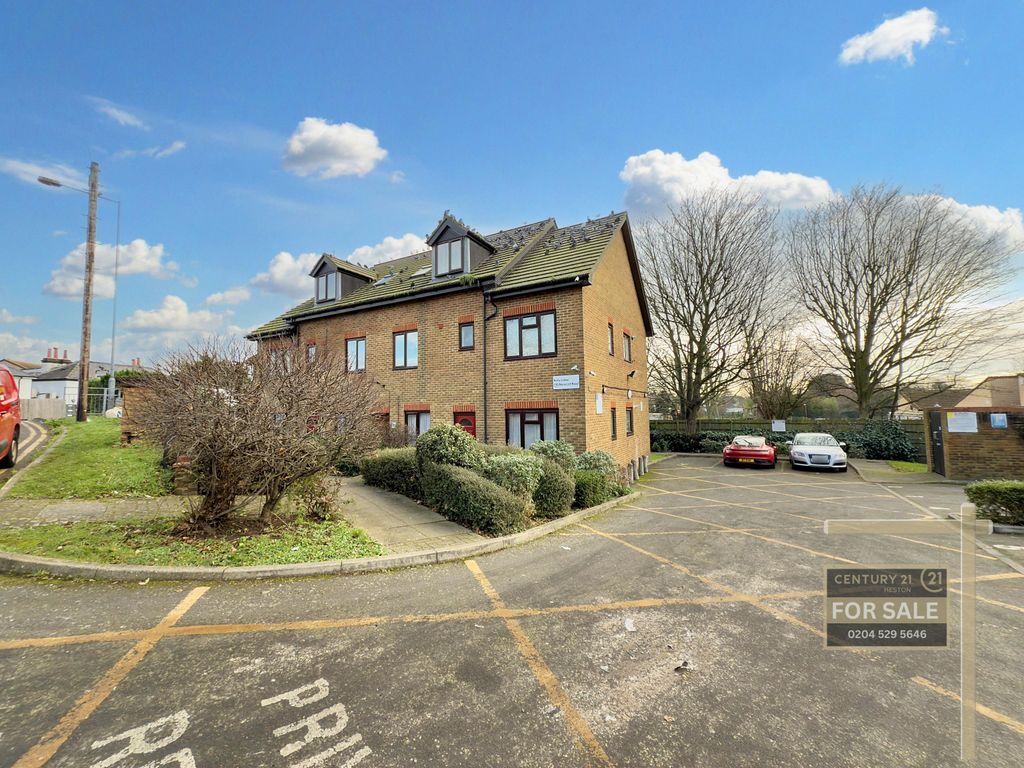 Property photo 1 of 11