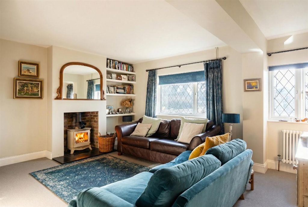 Property photo 2 of 29