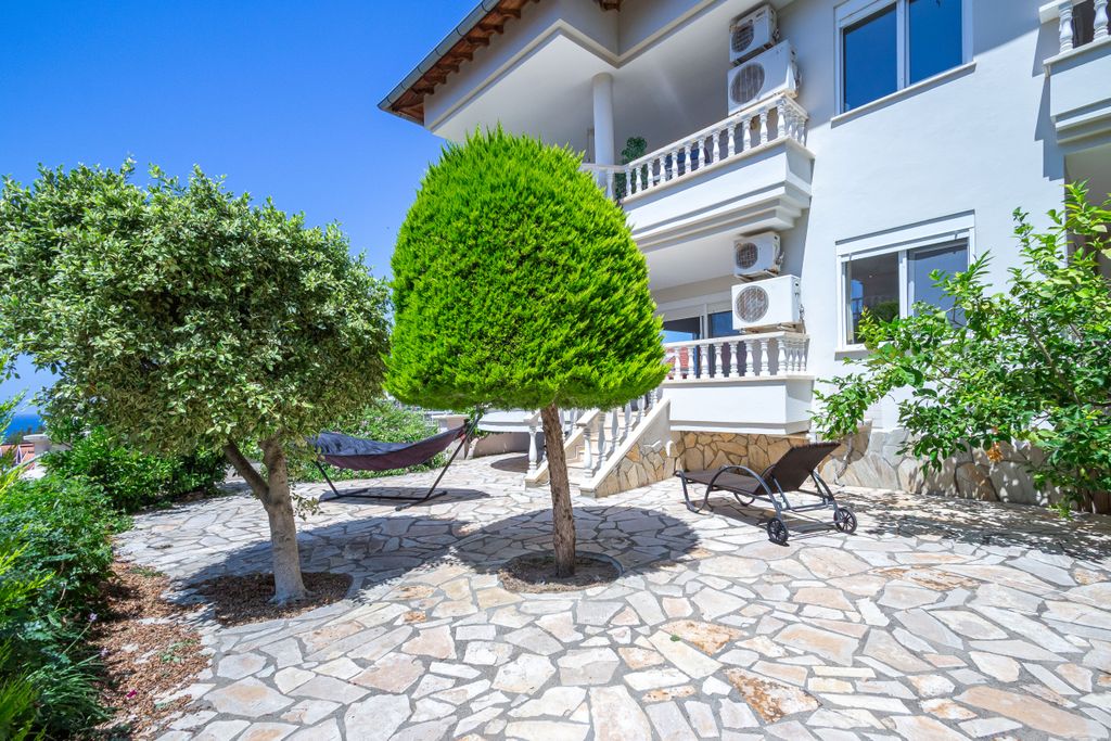 Property photo 2 of 25 Outstanding Property For Sale In Alanya Â€“ Outdoor Space
