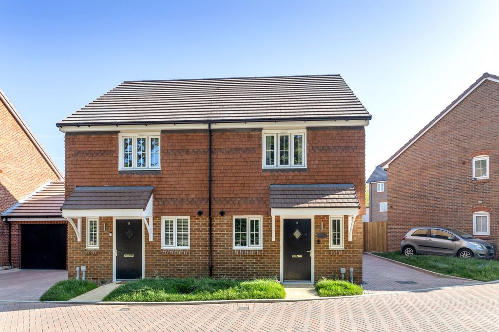 Property photo 1 of 21