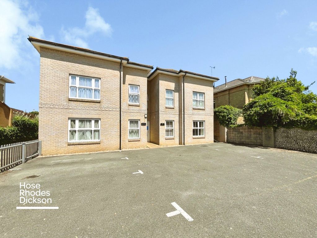 Property photo 1 of 12 Picture No. 24
