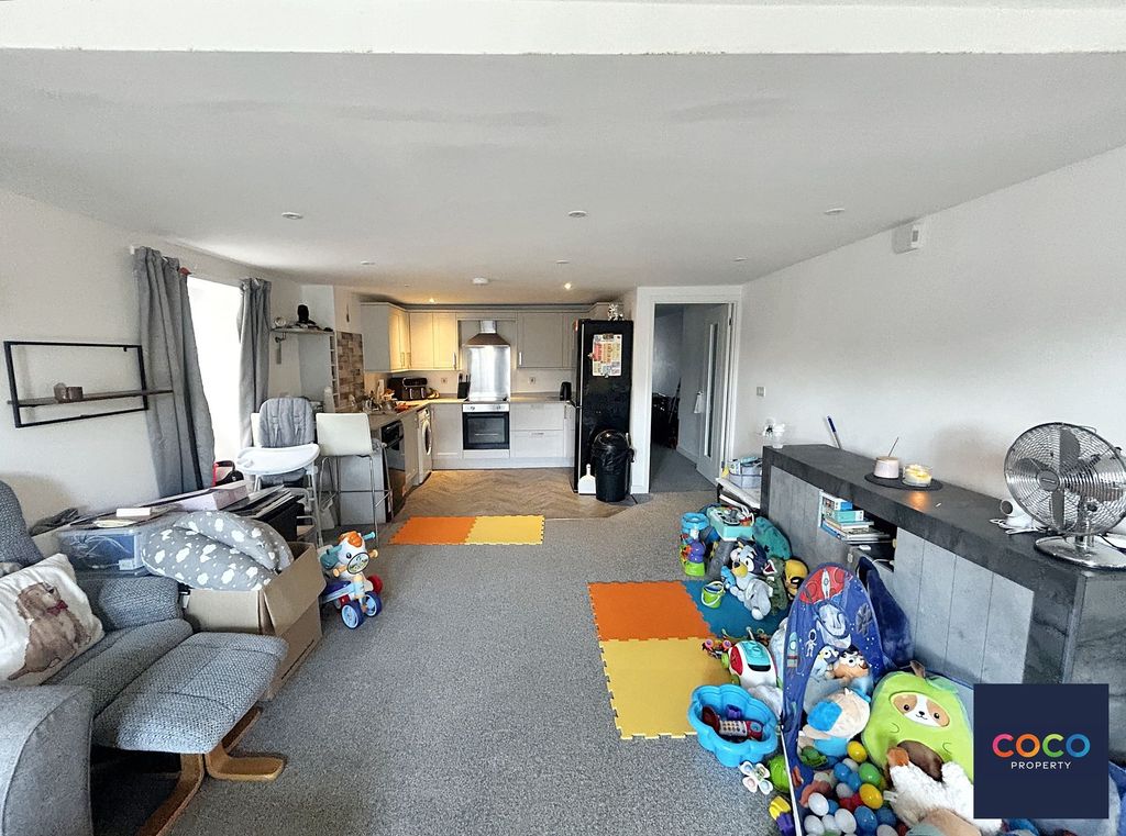 Property photo 2 of 13 Open Plan Living