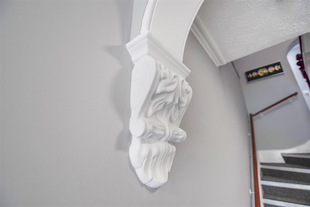 Additional image 8 of 9 bed semi-detached house for saleWalk Of Station, High Wycombe HP13