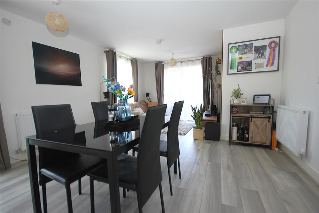 Property photo 3 of 13 Img_6883.Jpg