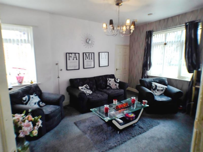 Property photo 2 of 10 Photo 9