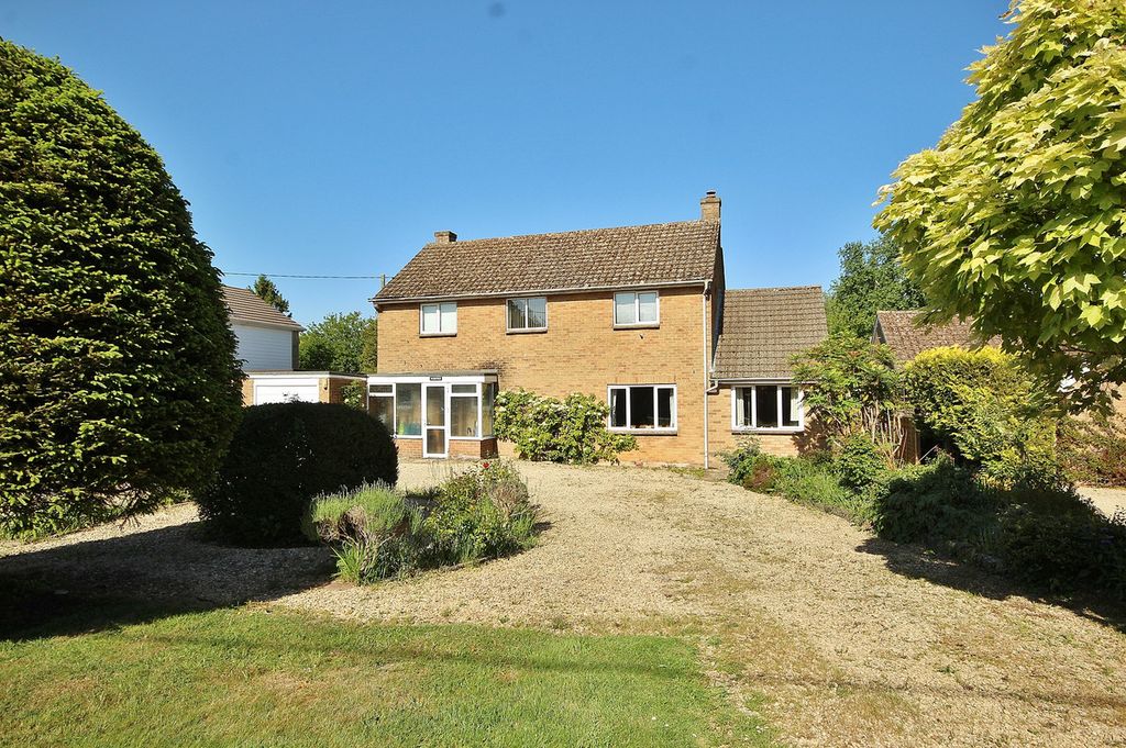 Property photo 2 of 15