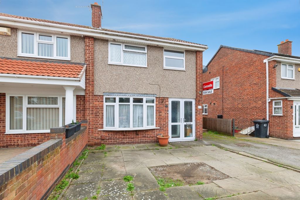 Property photo 1 of 17