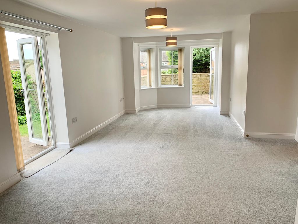 Property photo 3 of 12 Image