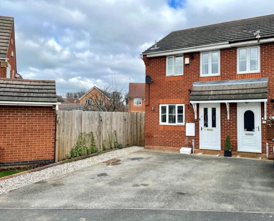 Property photo 1 of 17