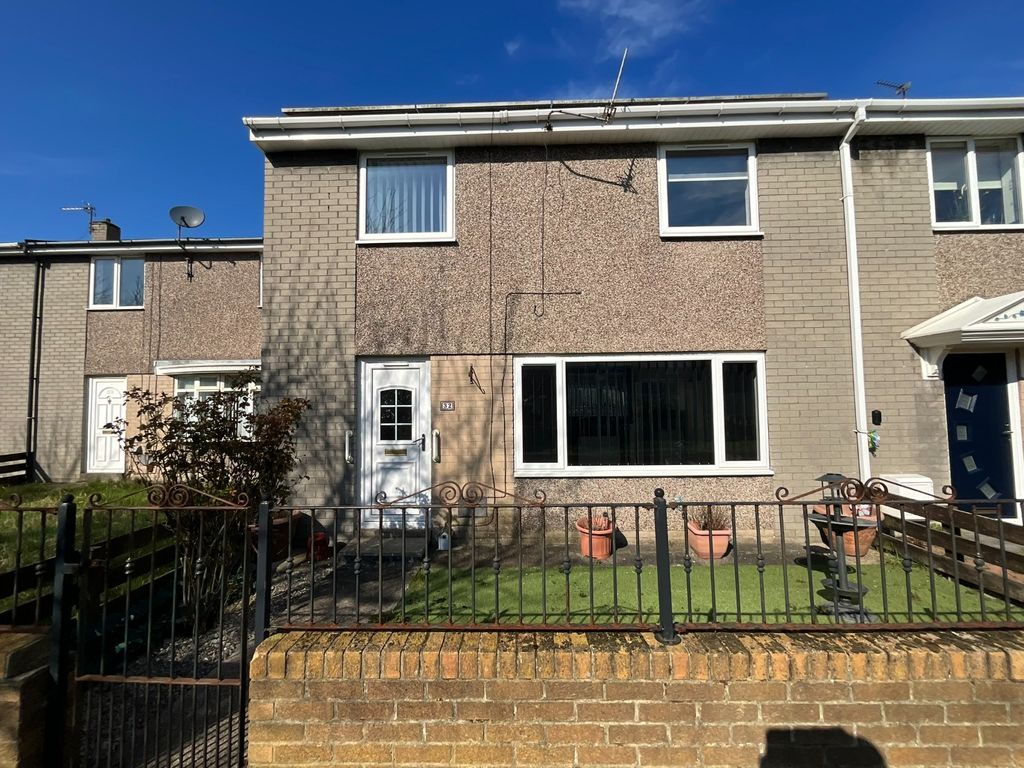 Property photo 1 of 14 4010753
