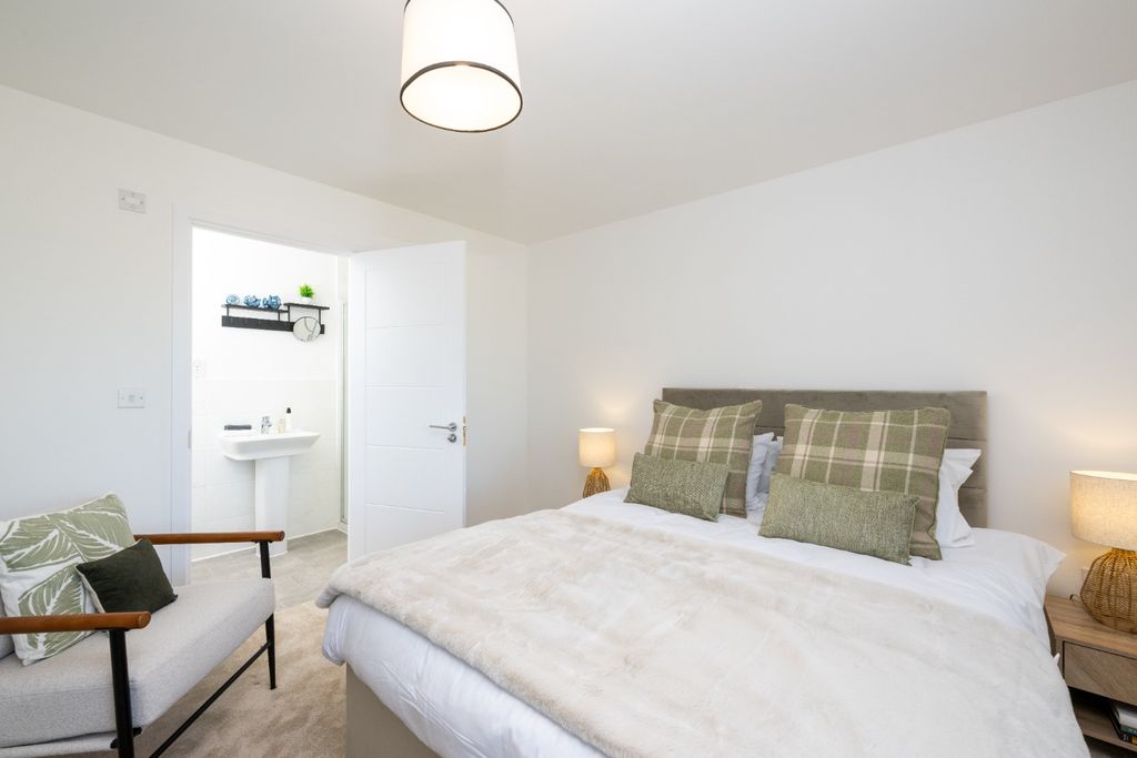 Property photo 3 of 8 5124612