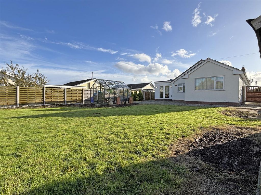 Additional image 26 of 3 bed detached bungalow for saleClwydian Avenue, St. Asaph LL17
