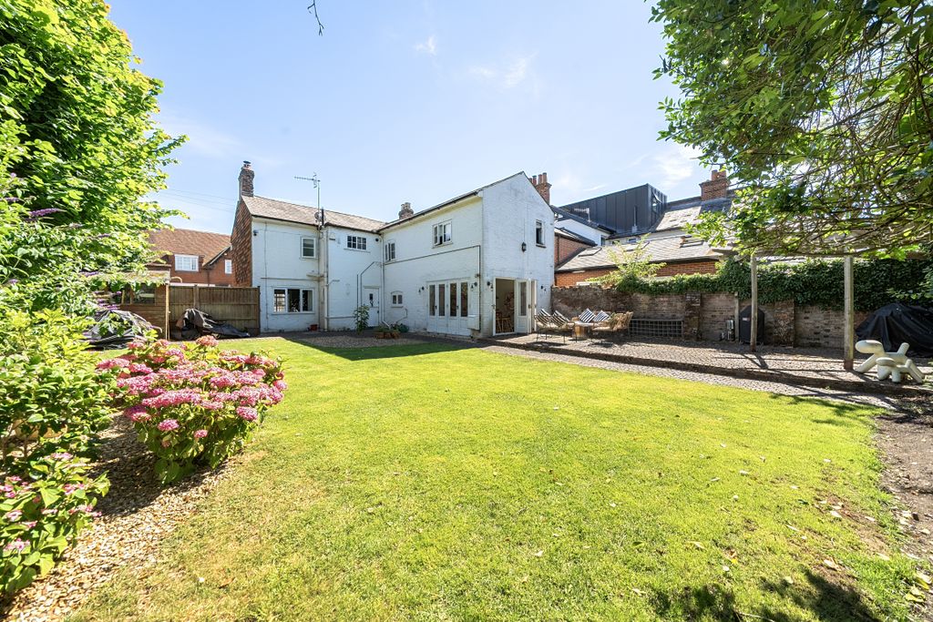 Property photo 3 of 16