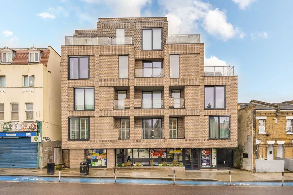 Property photo 1 of 7