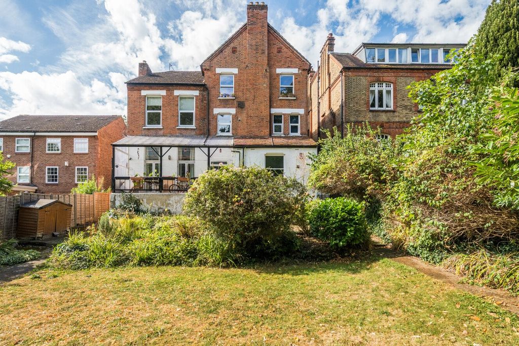 Property photo 3 of 22 Picture No. 06