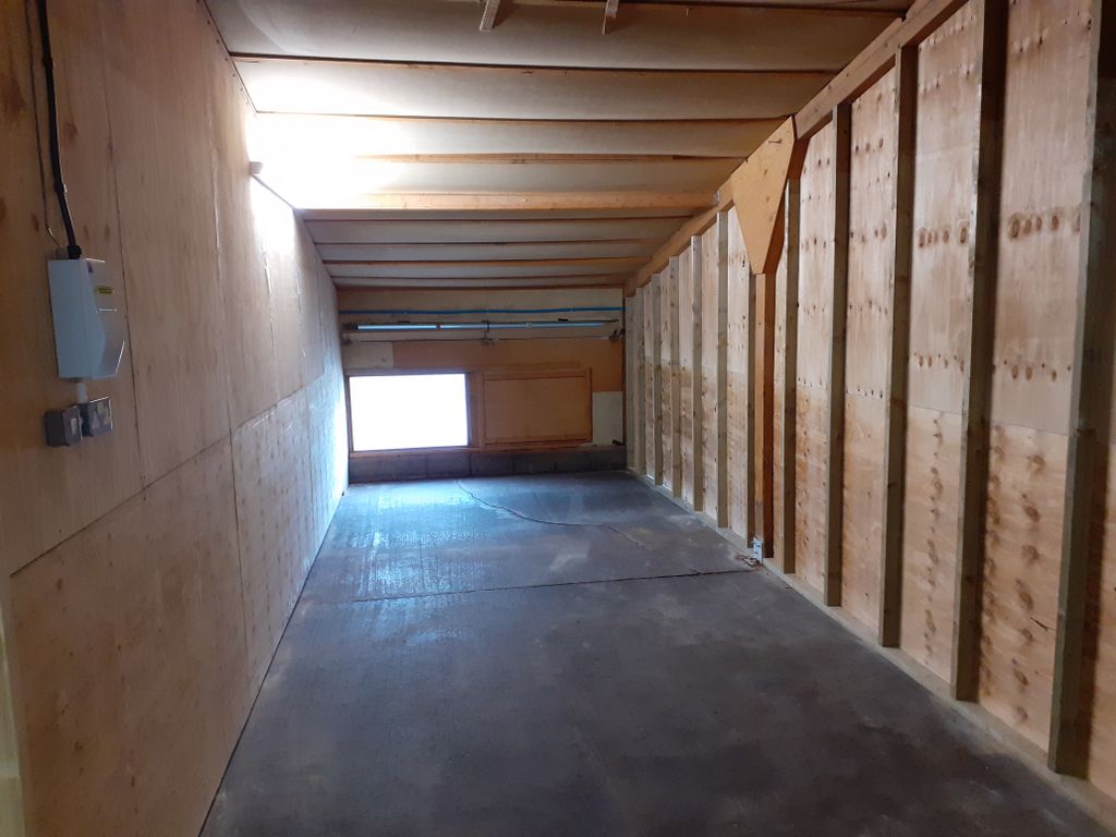 Property photo 3 of 3
