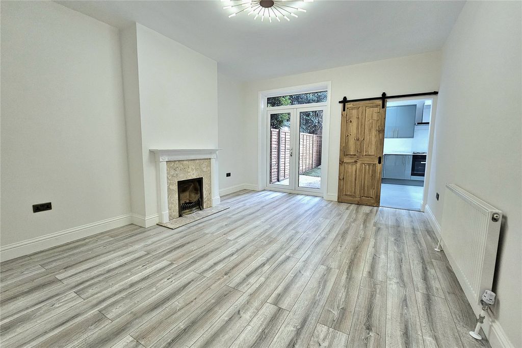 Property photo 2 of 13 Picture No. 07