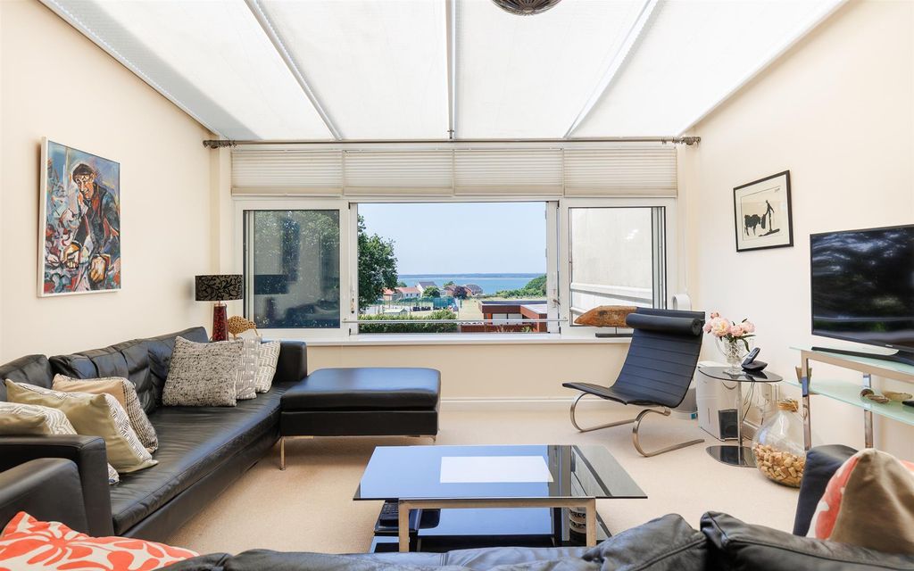 Property photo 2 of 21 2.Jpg