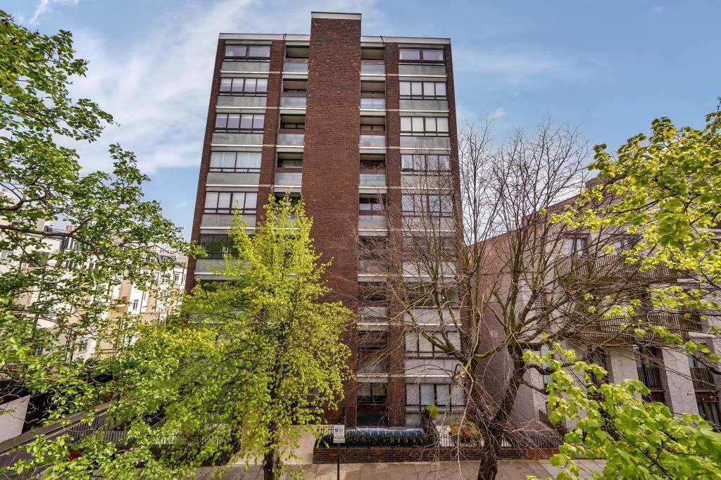 Property photo 1 of 11 External View