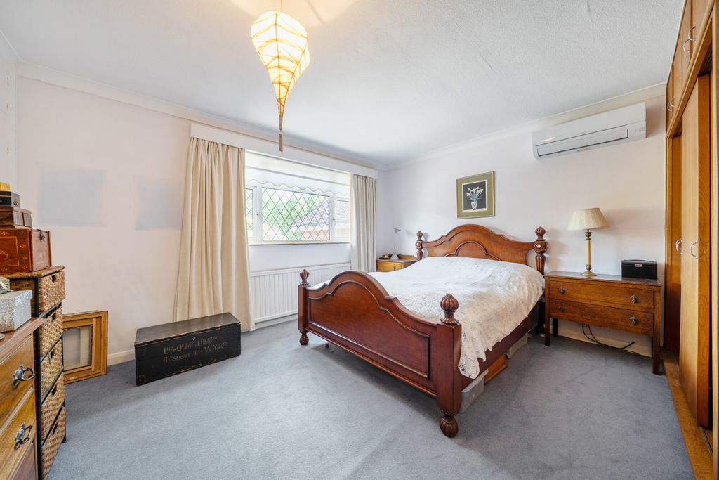 Property photo 3 of 19 1467763-15-6A2815...