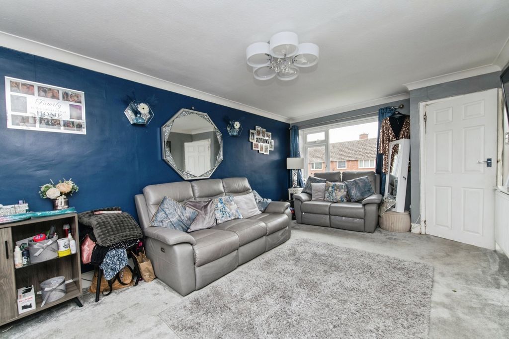 Property photo 2 of 13 Pbox-Img.Jpg
