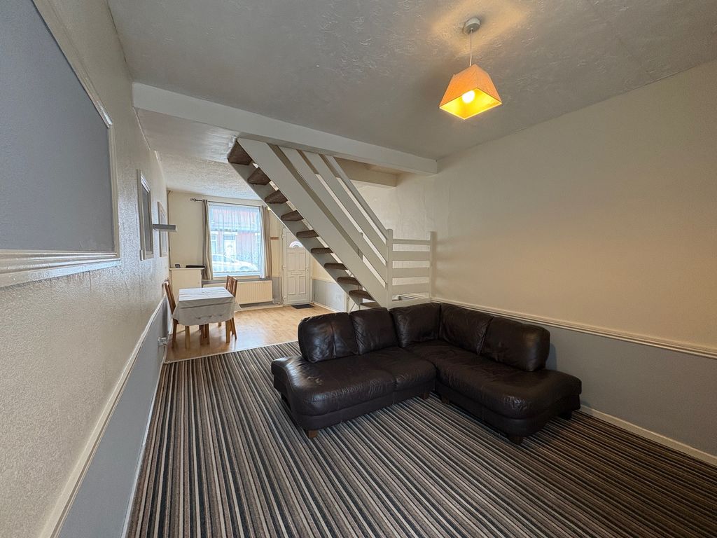 Property photo 1 of 8 Image