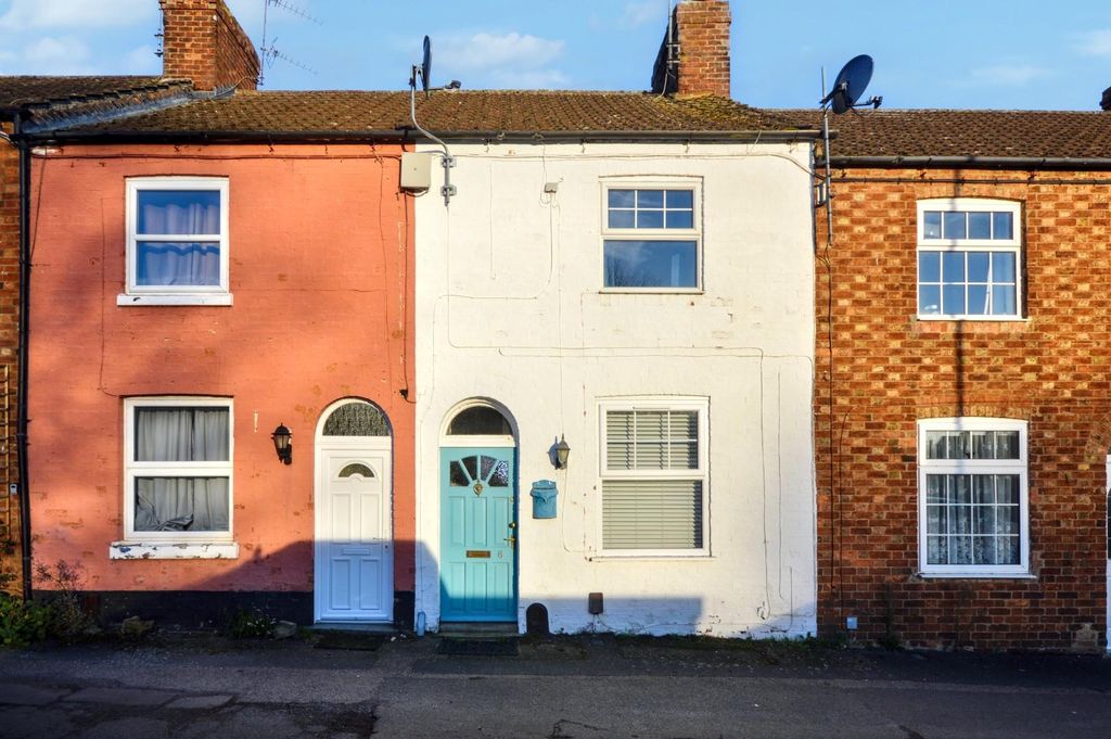 Property photo 1 of 13