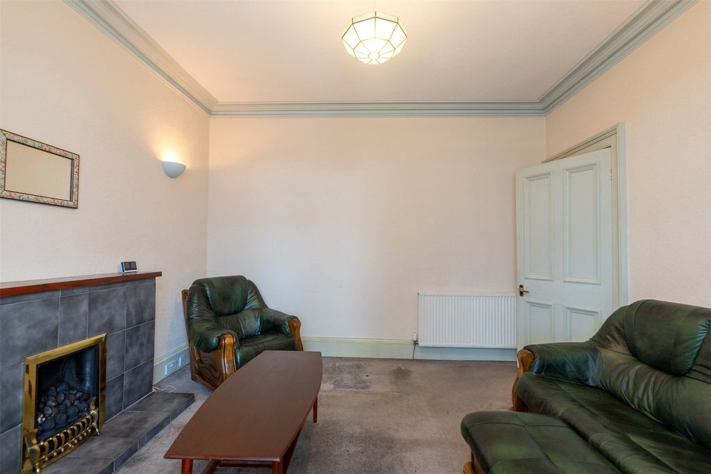 Property photo 3 of 17 Picture No. 03