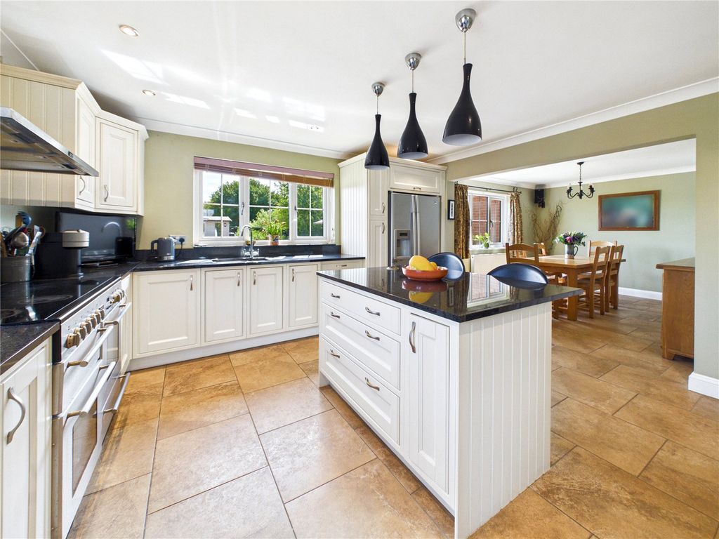Property photo 2 of 40 Kitchen