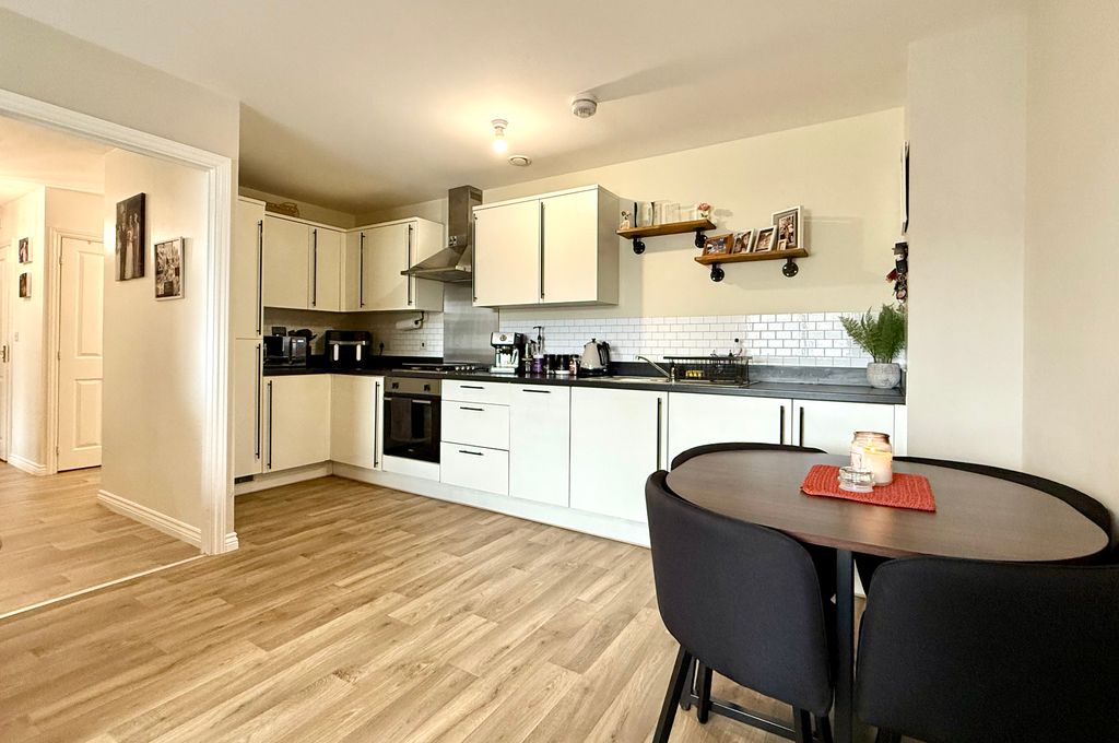 Property photo 3 of 9 Img_1321