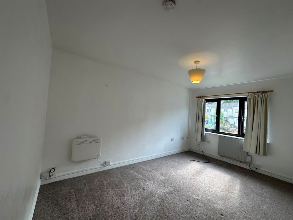 Property photo 3 of 6 Picture No. 06
